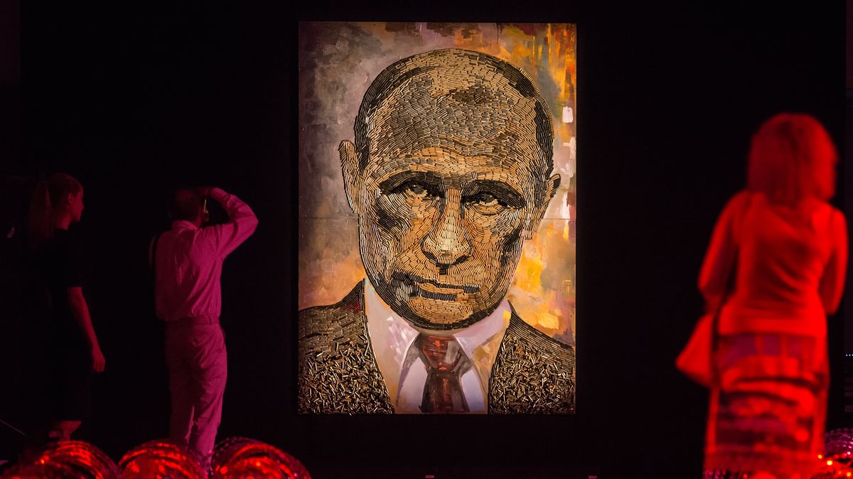 V kruzích Putinova Kremlu i mezi oligarchy sílí pochybnosti o válce